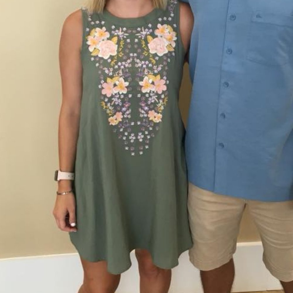 Spring Dress - Picture 2 of 2